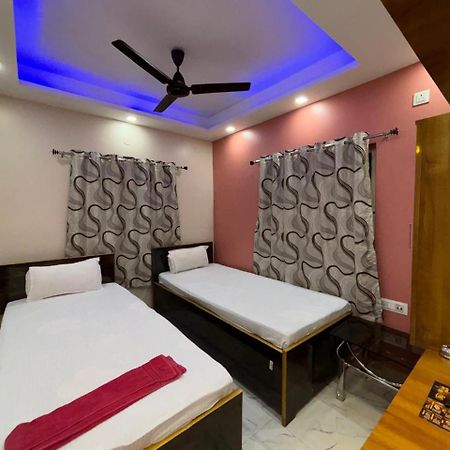 Garden Guest House Near Rene Tower Ruby General Hospital โกลกาตา ภายนอก รูปภาพ