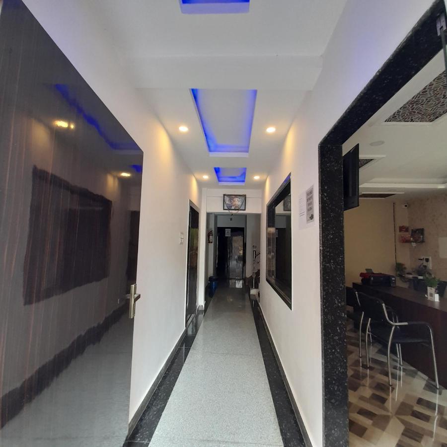 Garden Guest House Near Rene Tower Ruby General Hospital โกลกาตา ภายนอก รูปภาพ