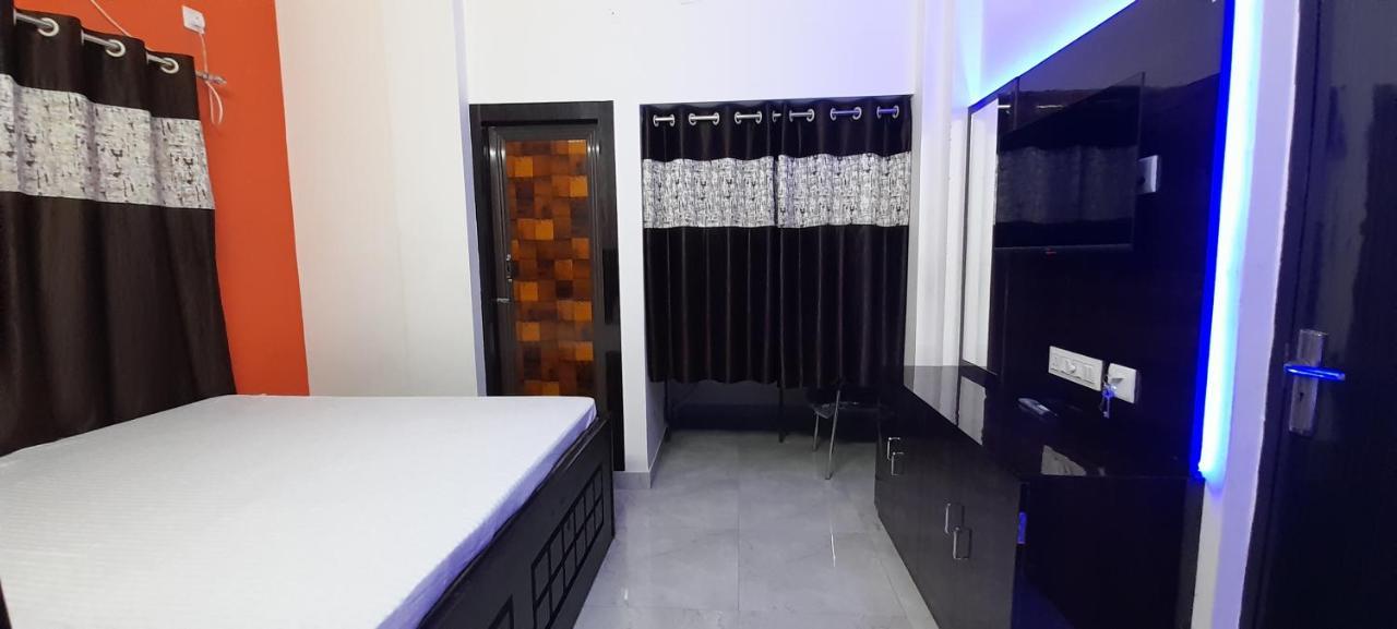 Garden Guest House Near Rene Tower Ruby General Hospital โกลกาตา ภายนอก รูปภาพ