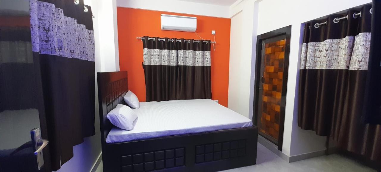 Garden Guest House Near Rene Tower Ruby General Hospital โกลกาตา ภายนอก รูปภาพ