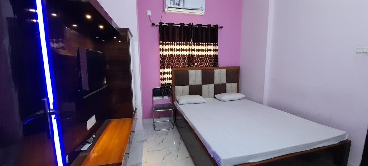 Garden Guest House Near Rene Tower Ruby General Hospital โกลกาตา ภายนอก รูปภาพ