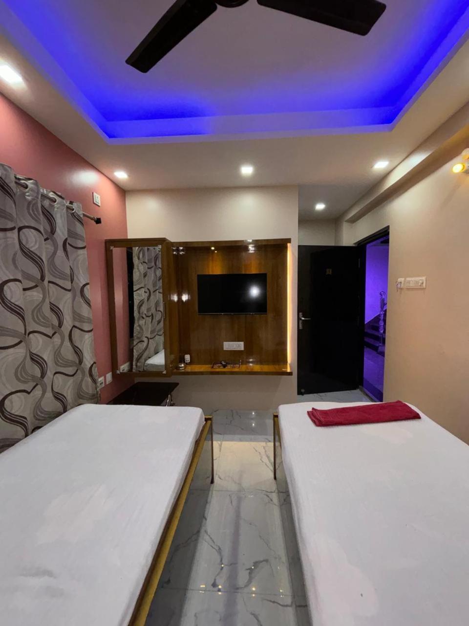 Garden Guest House Near Rene Tower Ruby General Hospital โกลกาตา ภายนอก รูปภาพ
