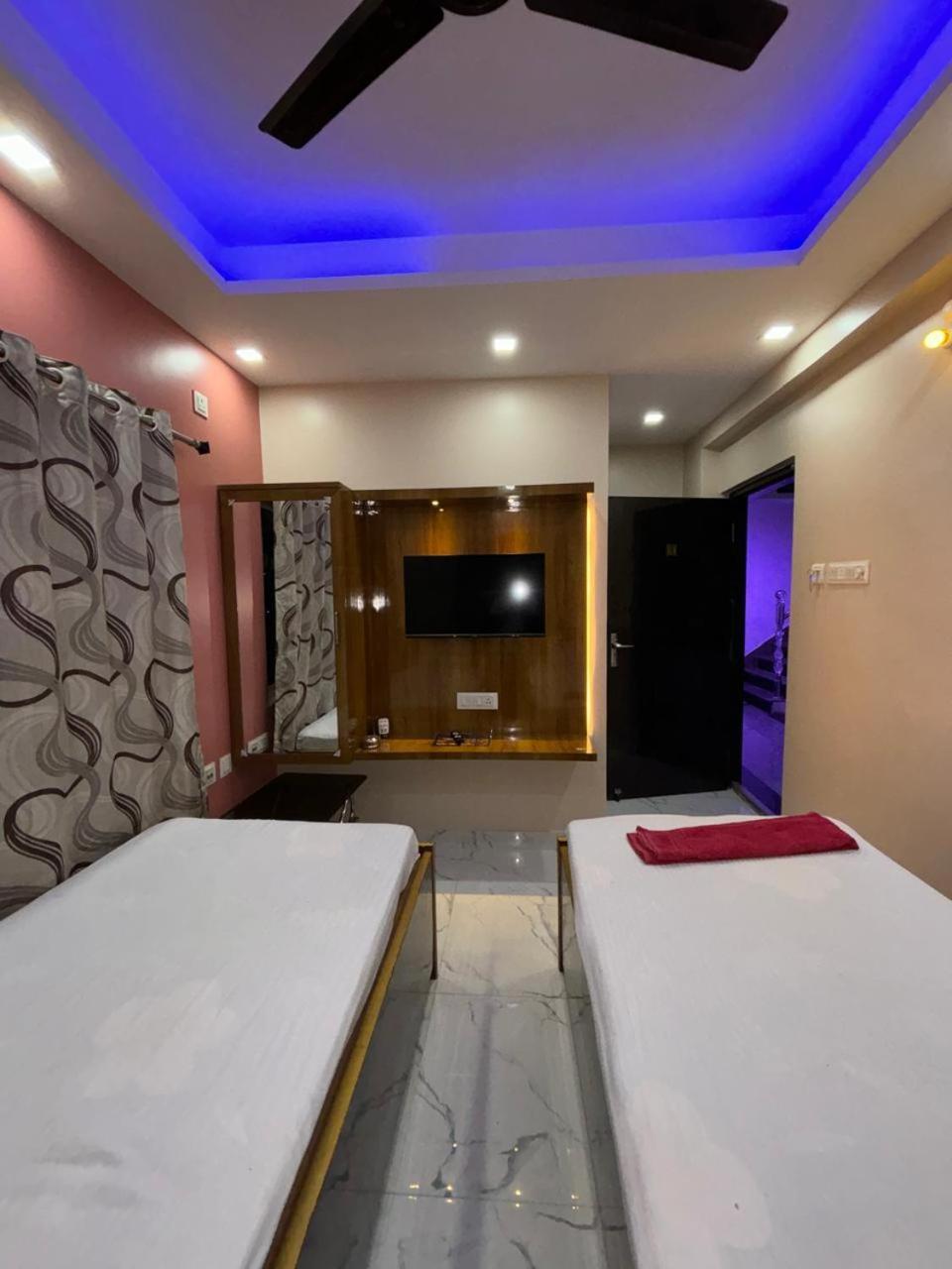 Garden Guest House Near Rene Tower Ruby General Hospital โกลกาตา ภายนอก รูปภาพ