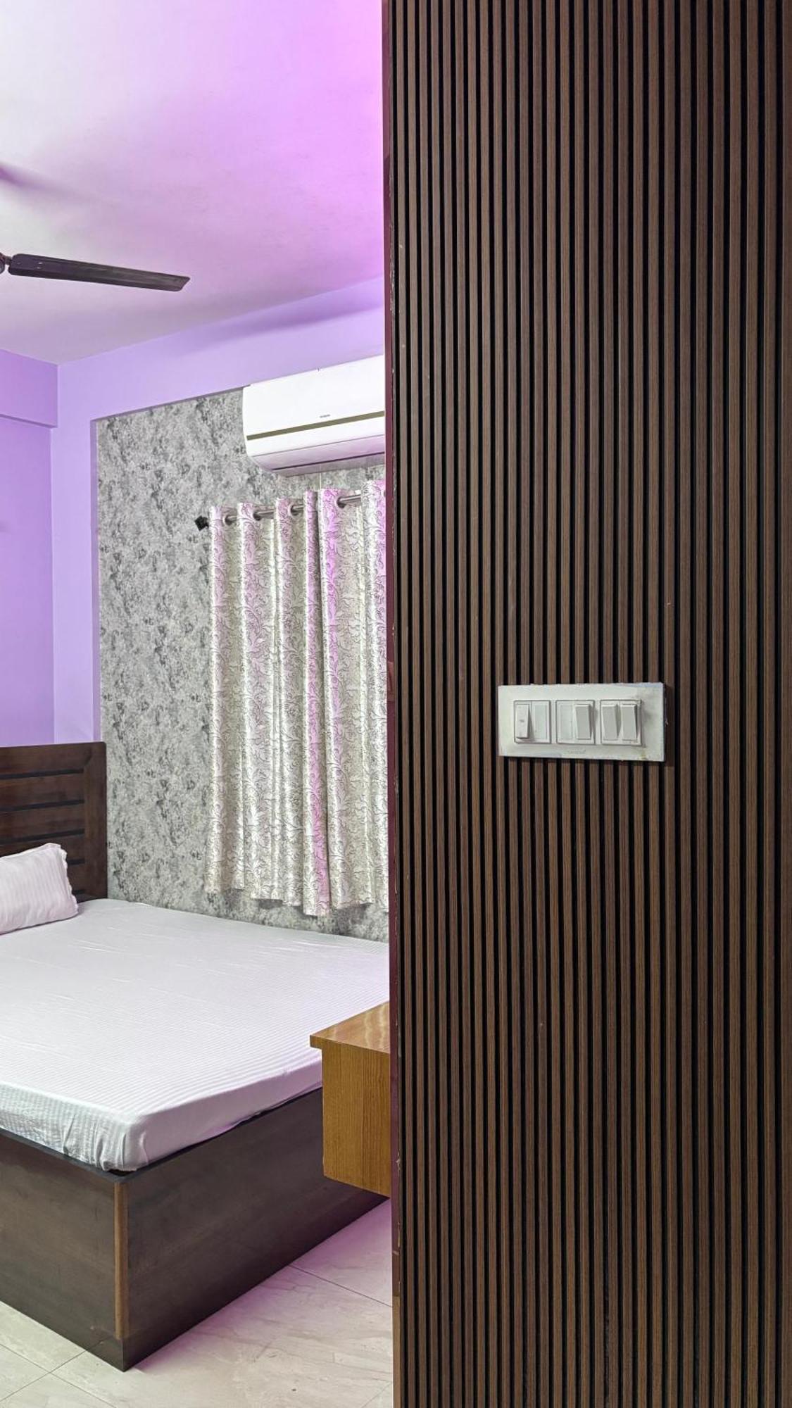Garden Guest House Near Rene Tower Ruby General Hospital โกลกาตา ภายนอก รูปภาพ