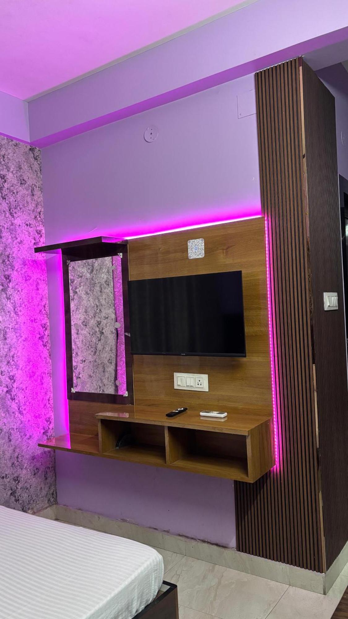 Garden Guest House Near Rene Tower Ruby General Hospital โกลกาตา ภายนอก รูปภาพ